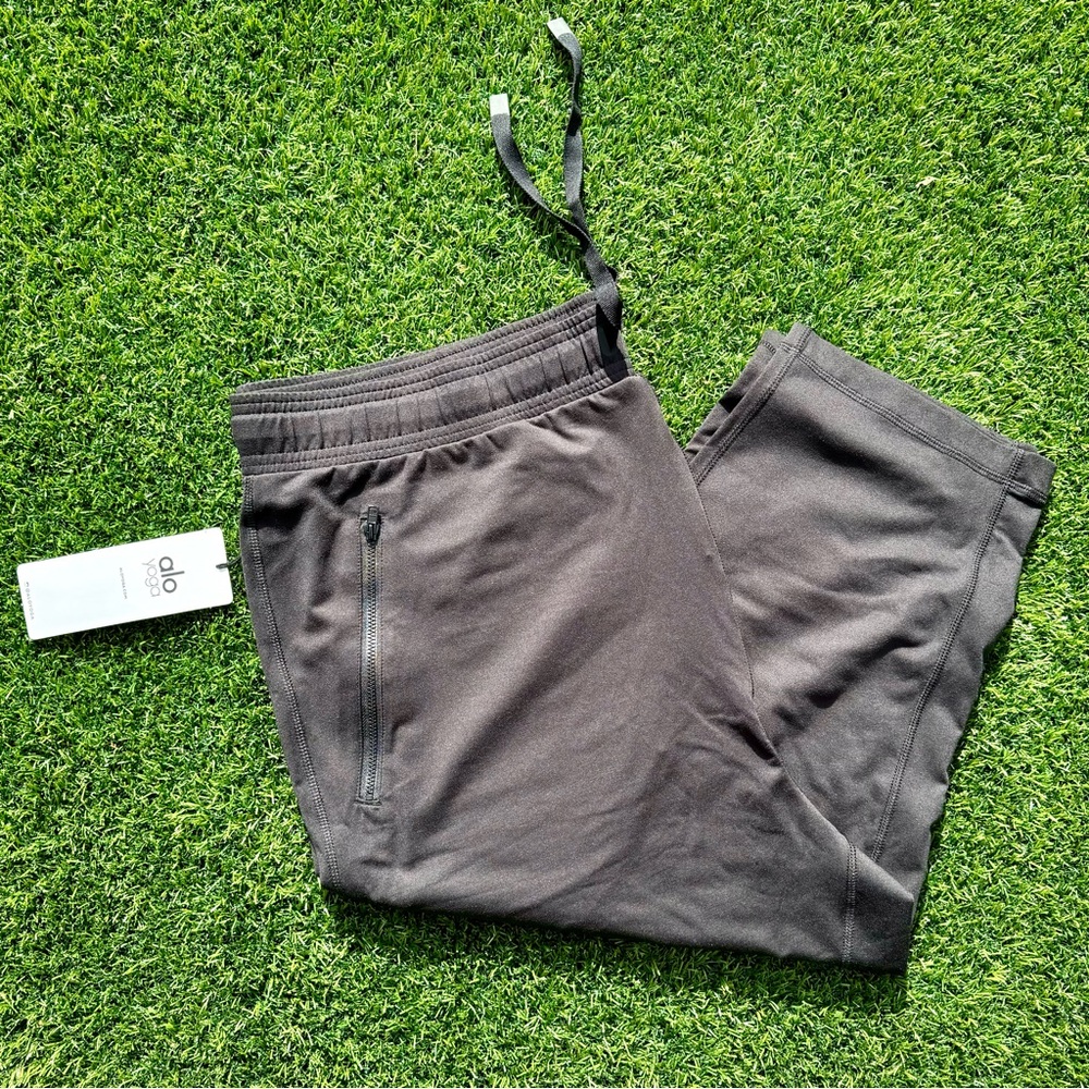 NWT! ALO Men's Balance Capri Pants Black Size XXL